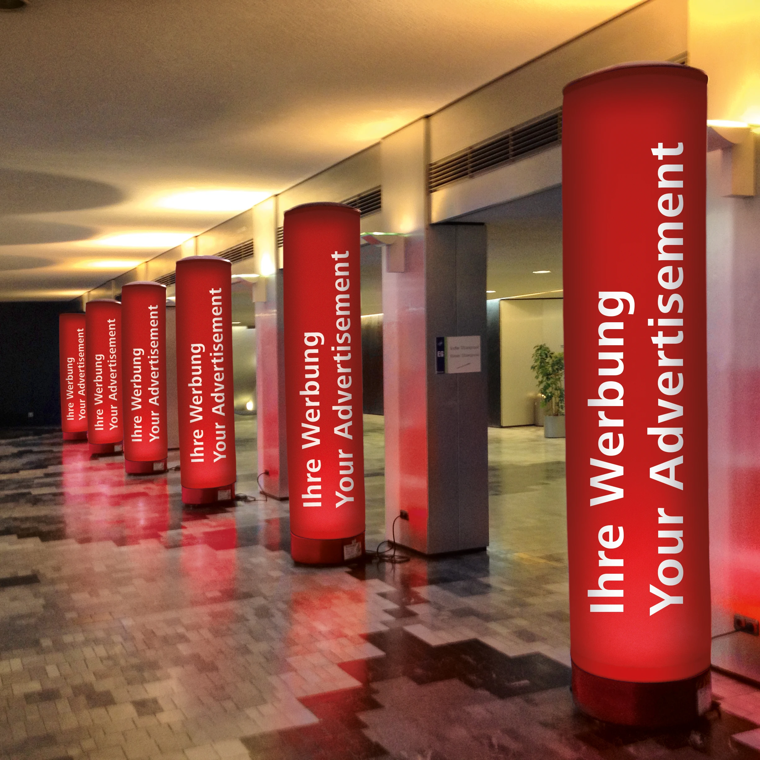 Aufblasbare Werbesäule